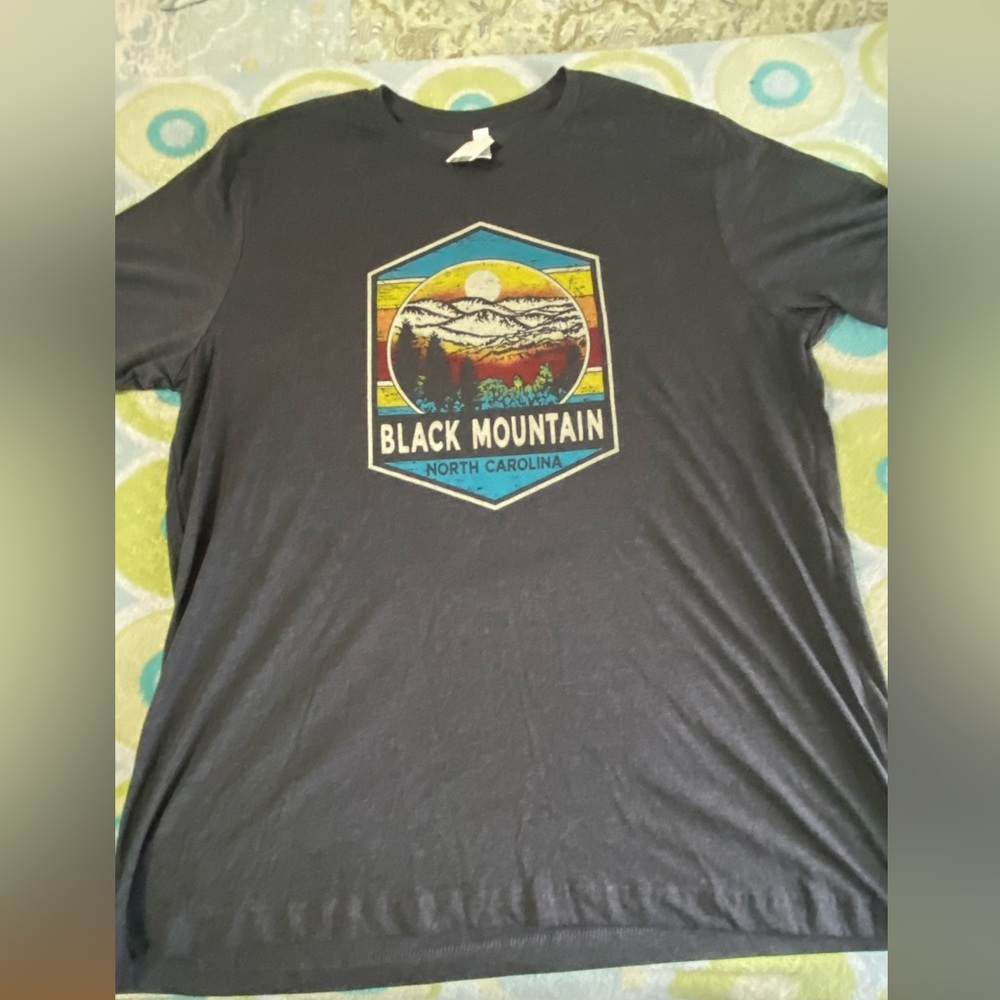 Black Mountain, NC 2XL Graphic Tee